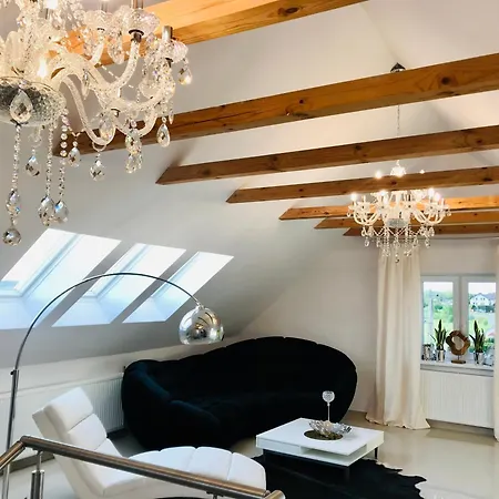 Sunshine Sunshine Nad Jeziorem Kominek I Wanna W Salonie Ogród Balkon